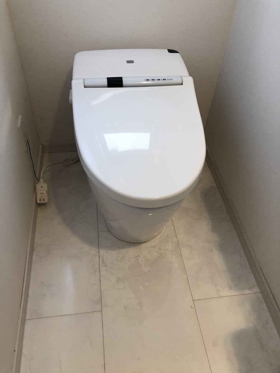 横浜市青葉区Mトイレリフォームの施工事例工事前写真2