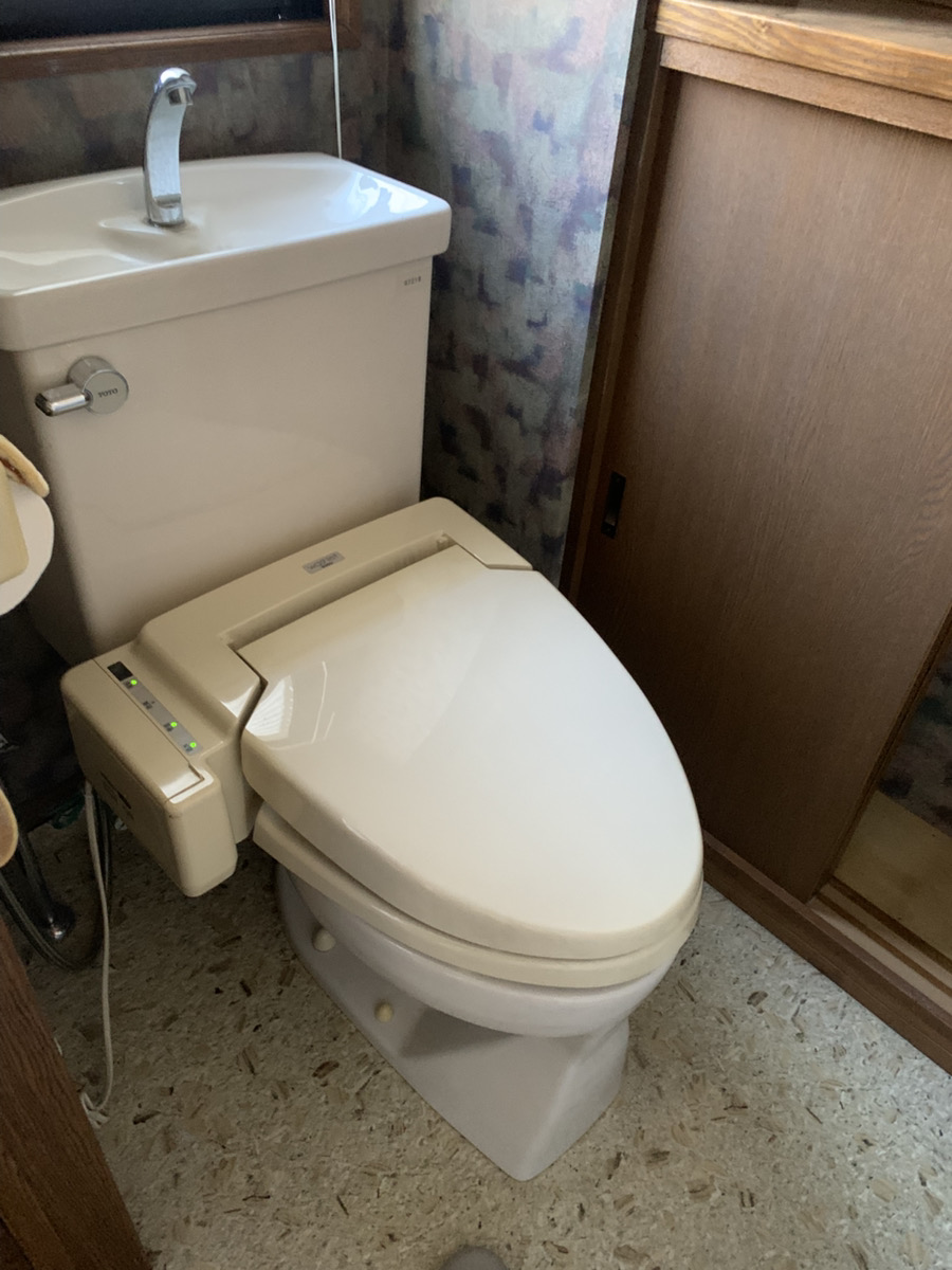 横浜市西区Wトイレリフォームの施工事例工事前写真