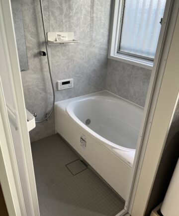 川崎市高津区Aトイレリフォーム･洗面台･洗面所･お風呂リフォーム･給湯器工事後写真