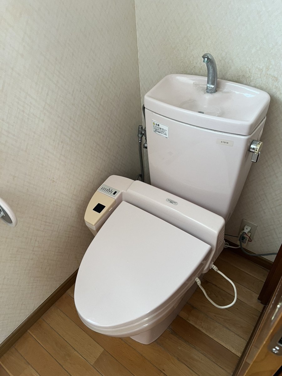 川崎市麻生区N様トイレリフォームの施工事例工事前写真