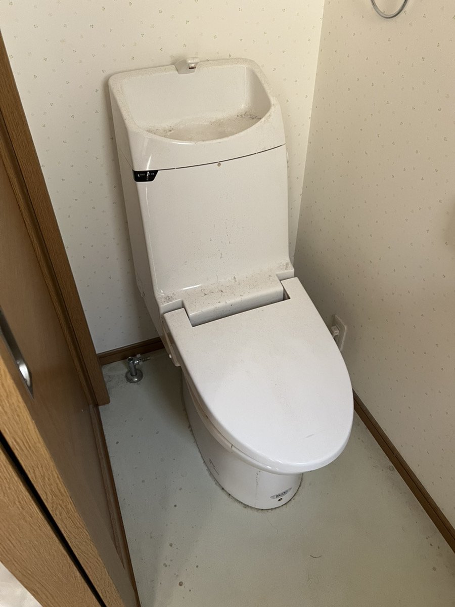 横浜市保土ヶ谷区S様トイレリフォームの施工事例工事前写真2